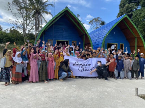 Senyum Mengajar Kab. Phak Phak Barat
